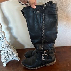 Cute Fall Boots 👢 🍁 🦊 🐿️ Madden Girl